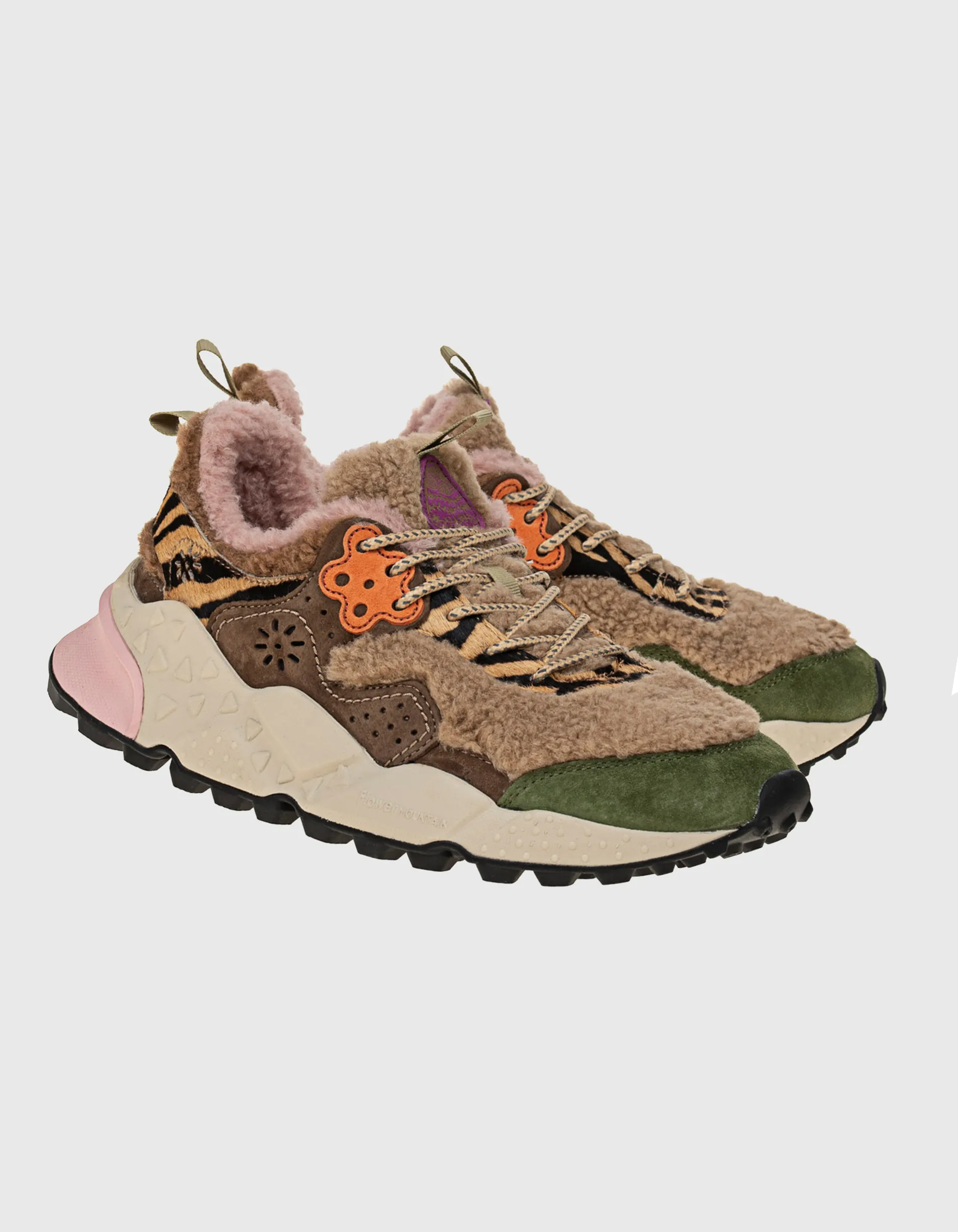 Flower Mountain Kotetsu Suede Pony Kaki Beige Multi // Veloursleder Sneaker mit Teddyfelldetails