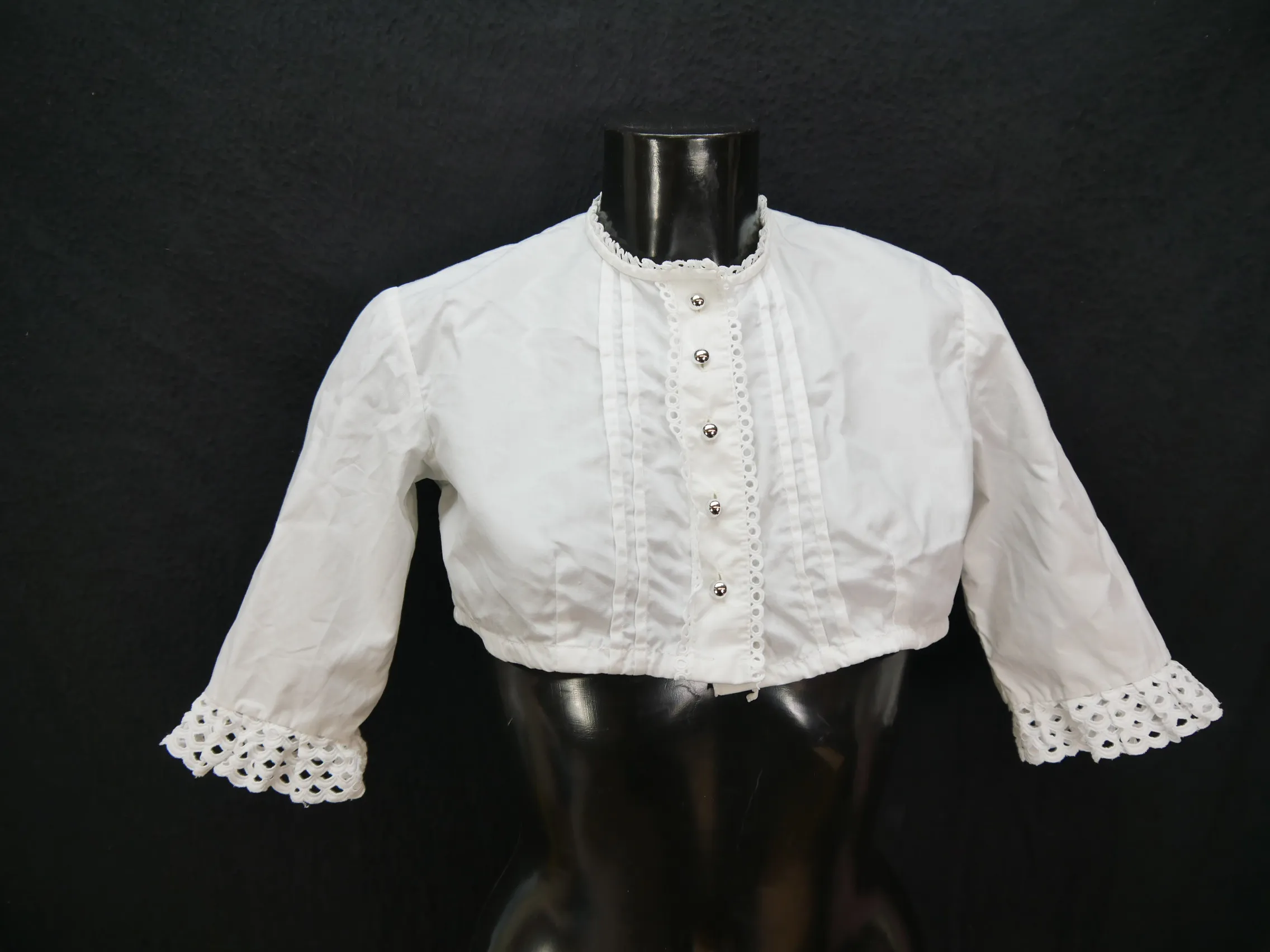 Gr.40 Dirndlbluse süße Bluse für Dirndl mit Spitze Trachtenbluse B8991