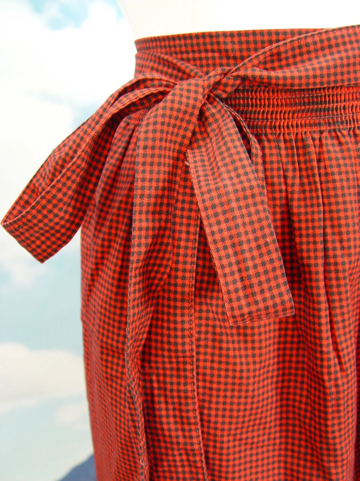 knielang Dirndlschürze karierte  Dirndl-Schürze Trachtenschürze TS483